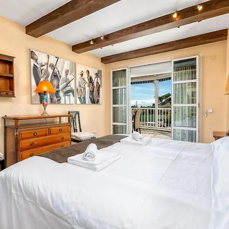 Apartment Castillo *