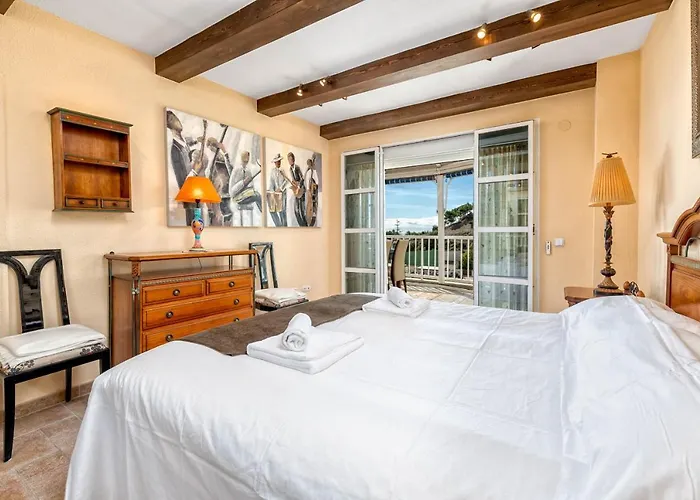 Apartment Castillo *