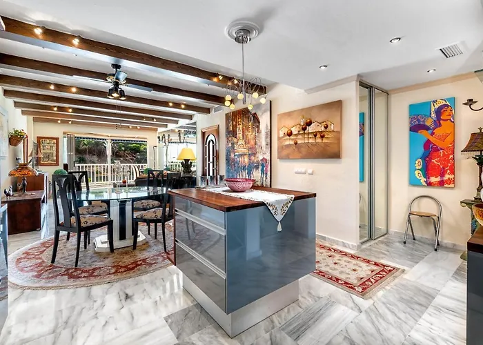 Castillo Апартаменты Фуэнхирола